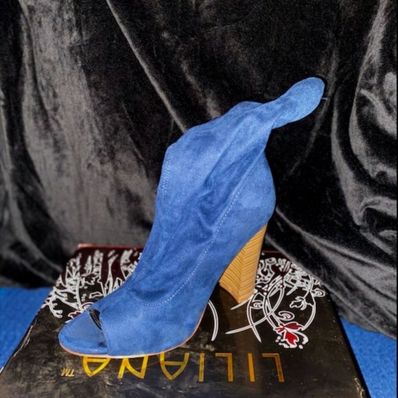 Blue open toe boots - Picture 1 of 4